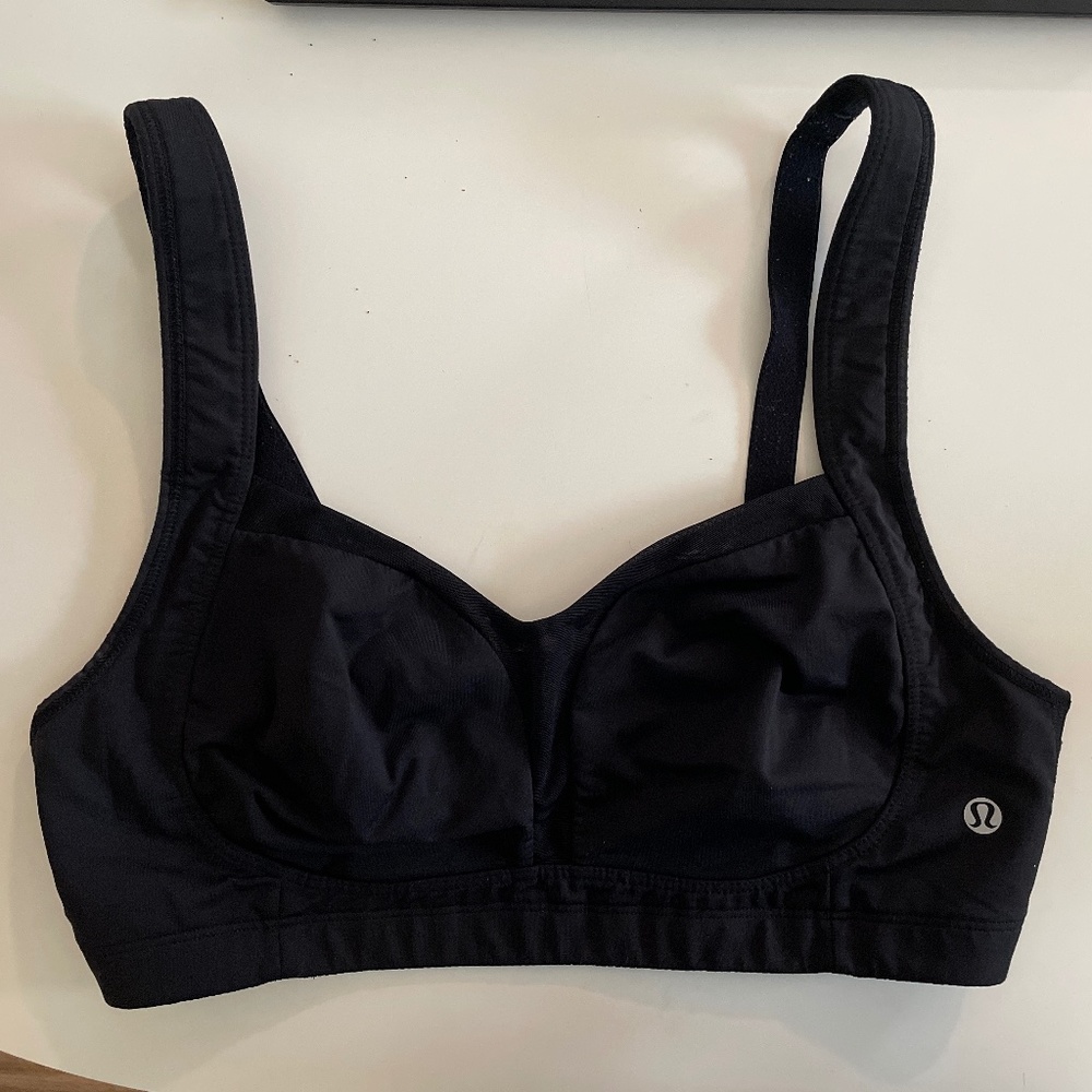 Lululemon Ta Ta Tamer Sports Bra 36D